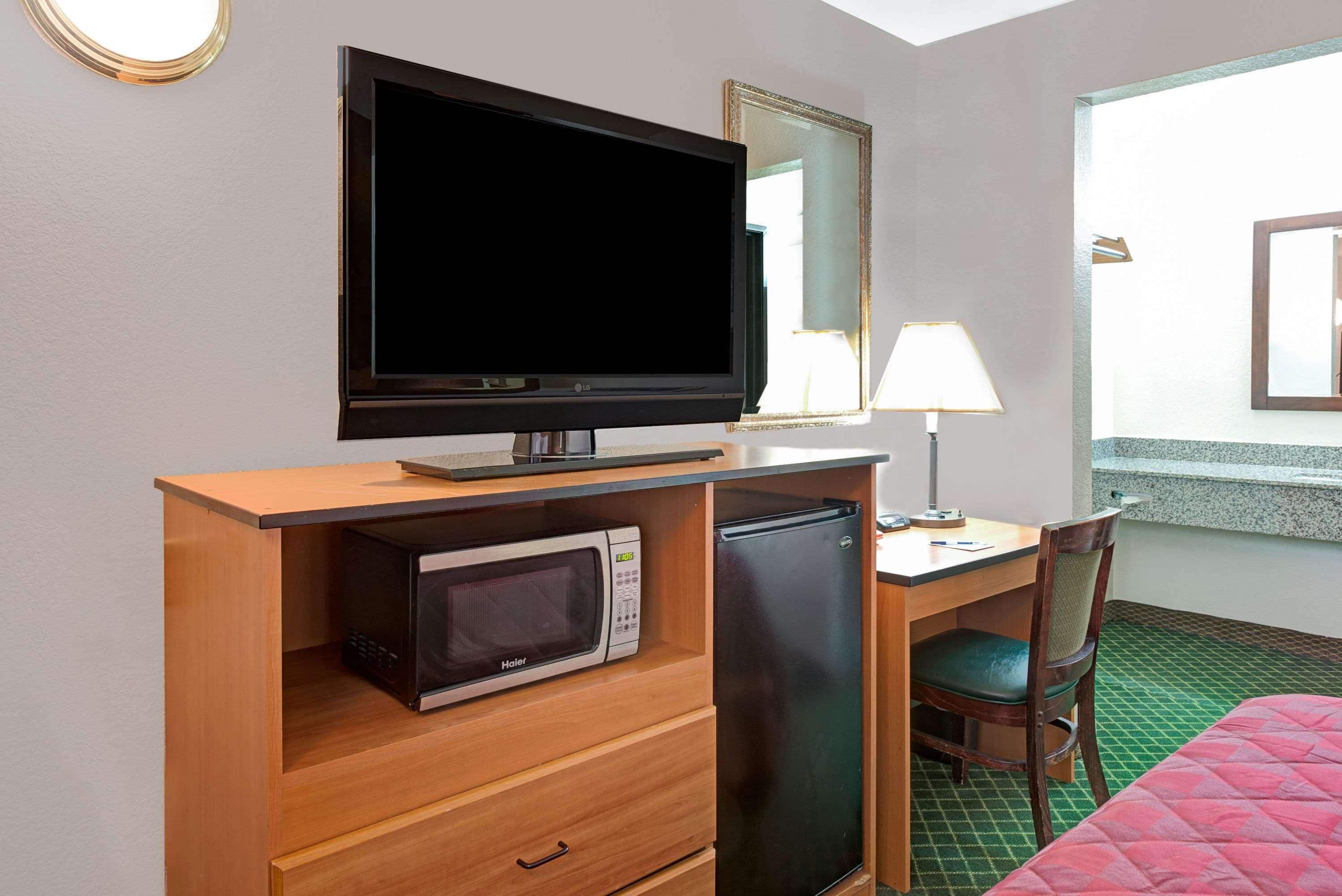 Travelodge Sacramento/Rancho Cordova Bagian luar foto